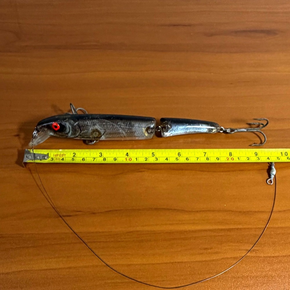 Vintage Jointed Minnow Fishing Lure Silver Black Red Eye 7" Body Treble Hooks